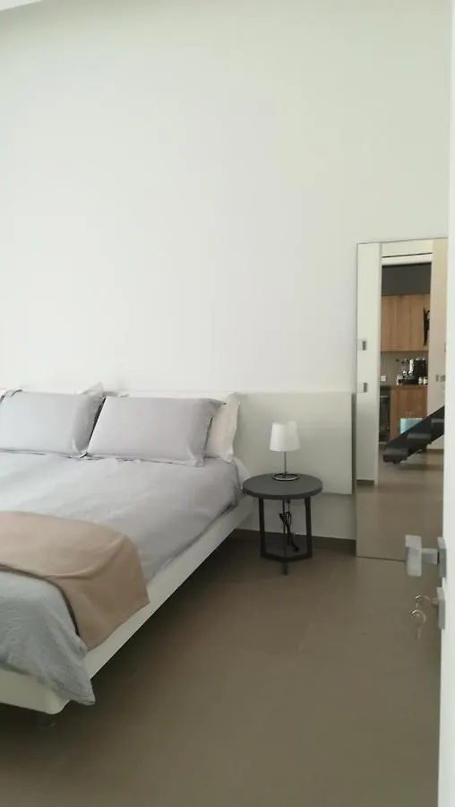 Hotel Casa Umeli Marsala 0*,  Italia