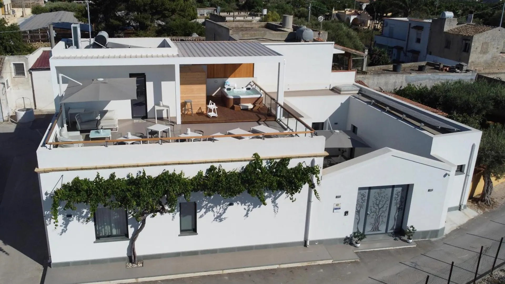 Casa Umeli contacts